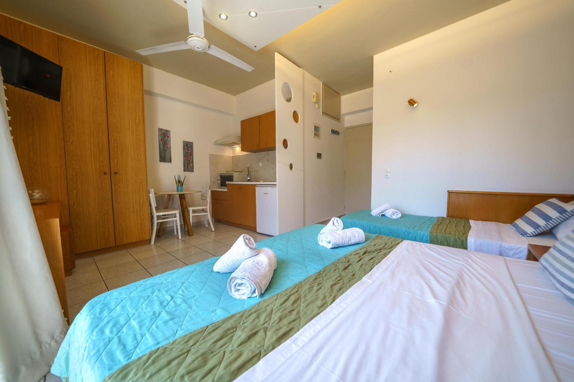 Rodi Blue Apartments Amoudara Lasithiou 外观 照片